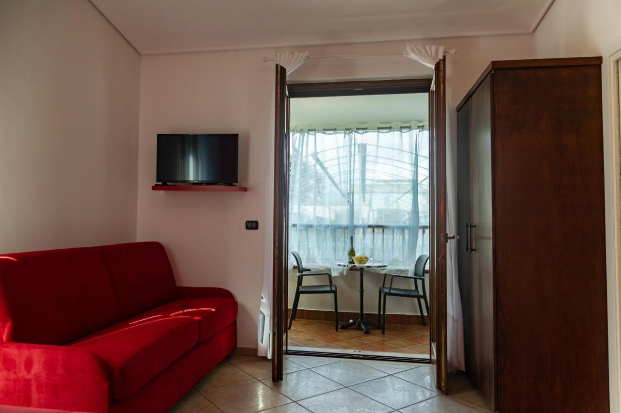 Ohana Bed And Breakfast Castellammare di Stabia Ngoại thất bức ảnh